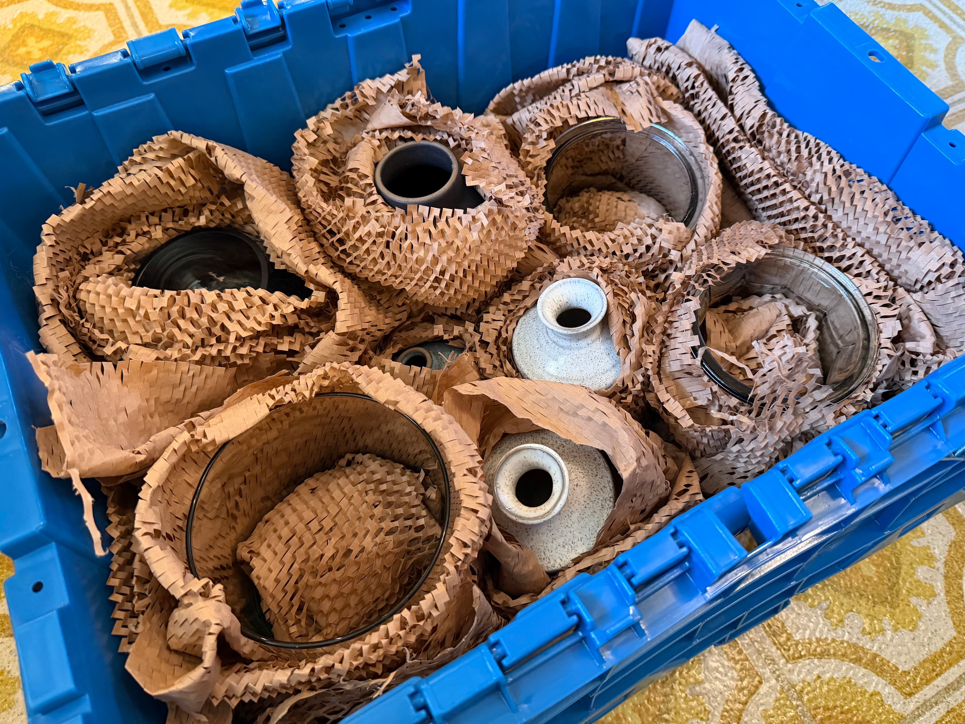 Honeycomb packing paper